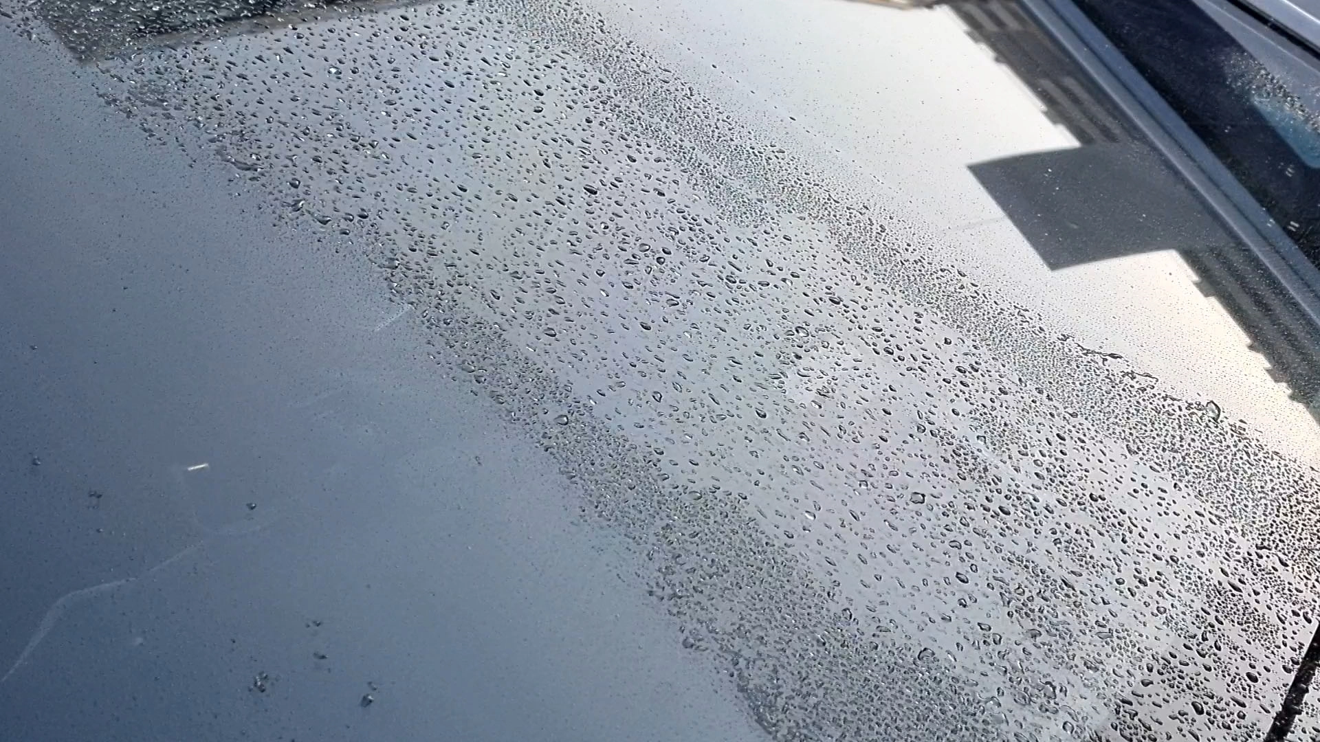 성에제거제 뿌린 모습