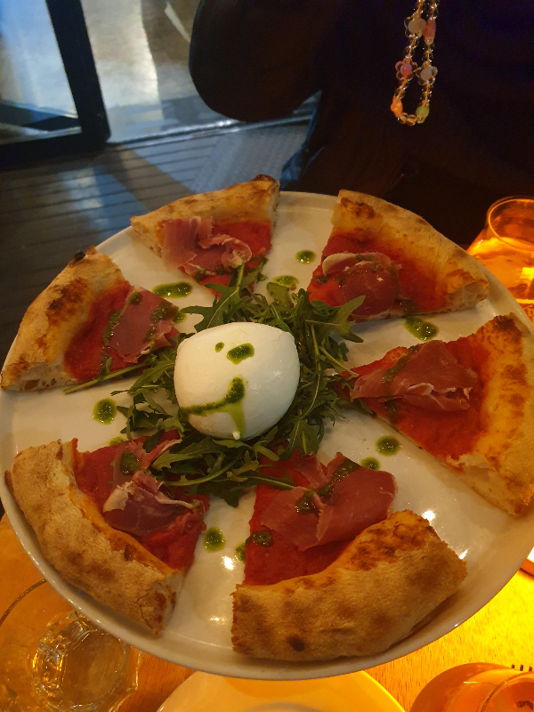 시드니 맛집 탐방, 시드니의 이탈리아 피자와 파스타_Al Taglio_주문한 피자