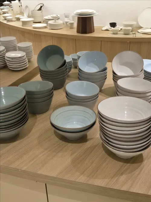 이도청담 두 번째 진열대 사진