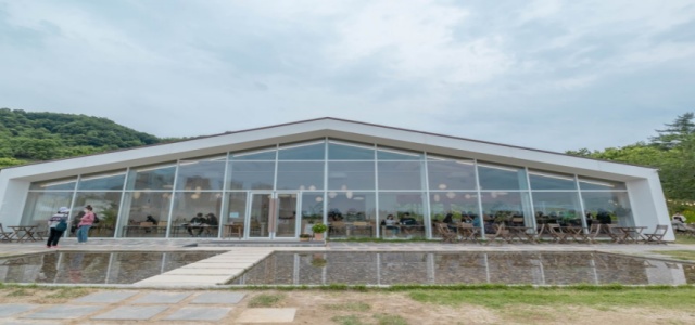 천안 성거읍 이숲 카페 전경