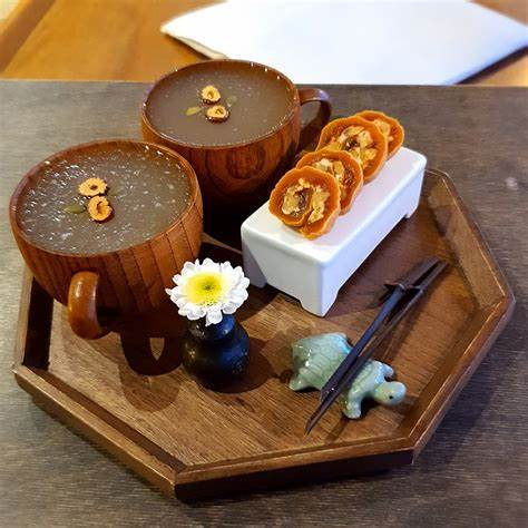 차덕분 카페에 서 마시는 차 