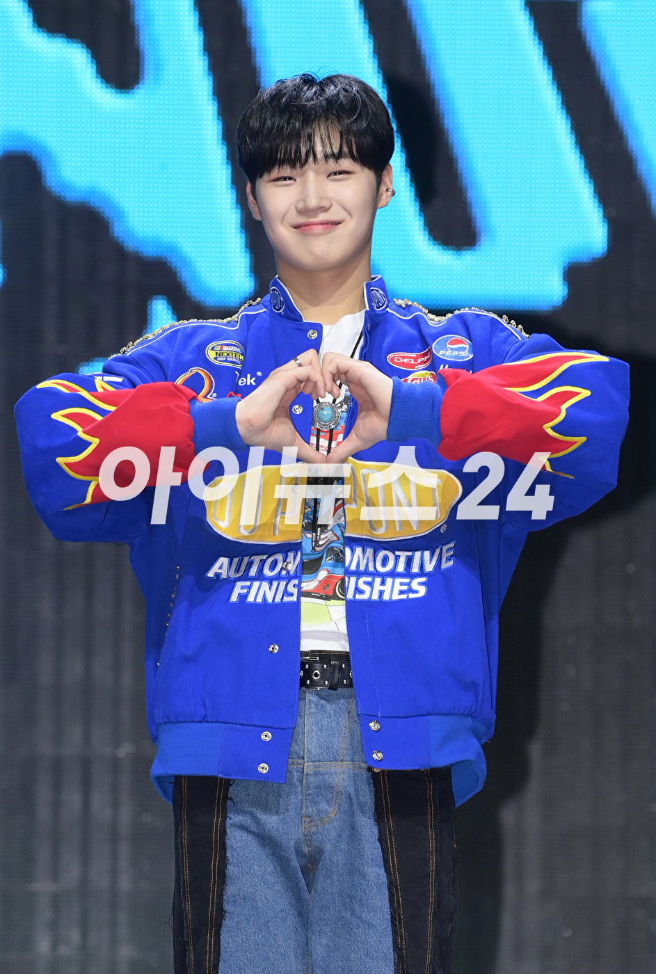 그룹 루네이트(LUN8)가 15일 오후 서울 광진구 예스24라이브홀에서 진행된 루네이트 첫 번째 미니앨범 'CONTINUE?'(컨티뉴?) 발매 기념 쇼케이스에 참석해 전의를 불태우고 있다. [사진=정소희 기자]