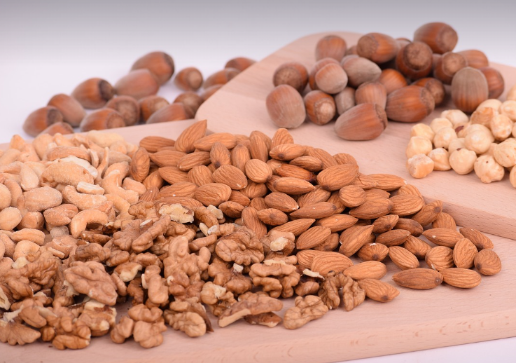 기억력에 좋은 음식 콩과 견과류