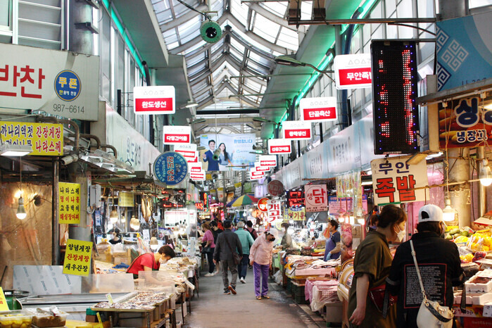 📢 전통시장 5만 원 이상 결제 시 최대 2000만 원 당첨 기회!