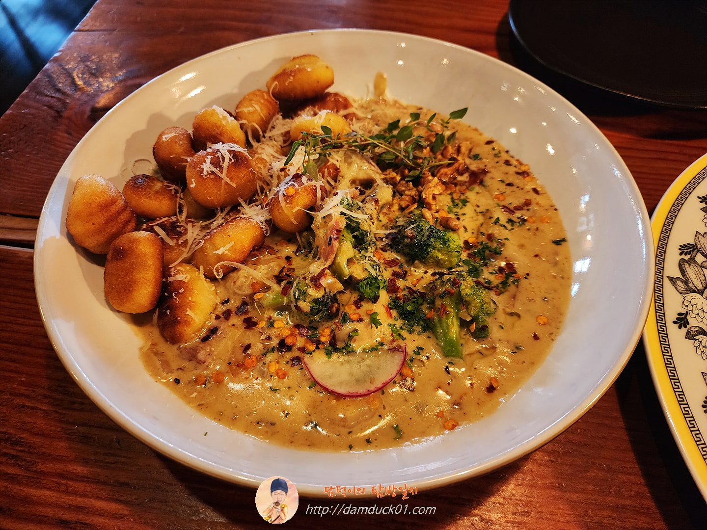 매콤한 크림 뇨끼