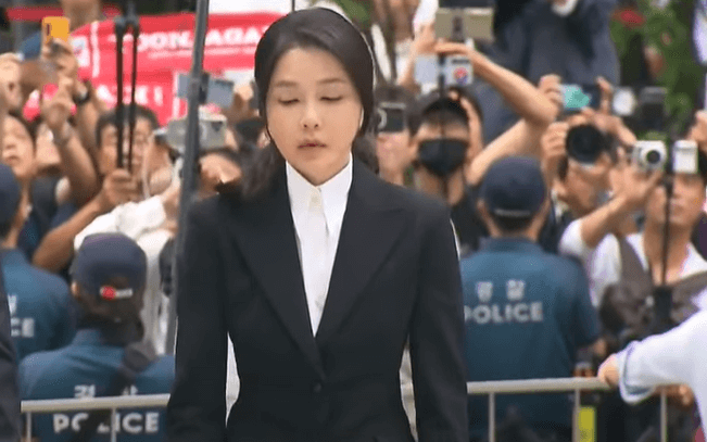 윤석열 궐석재판