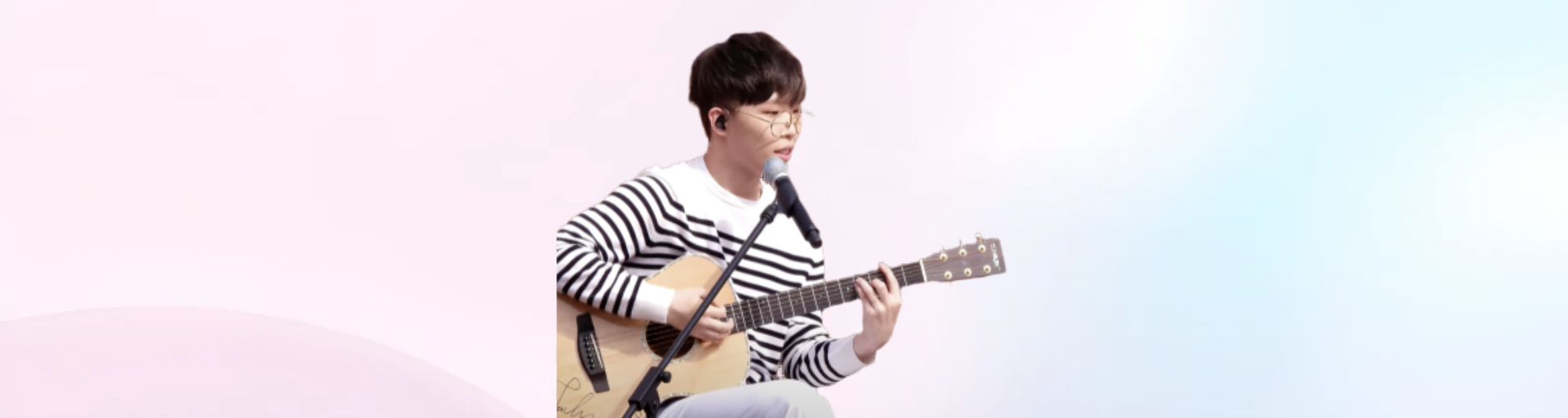 이찬혁의 &lsquo;영감의 샘터&rsquo;의 한 장면