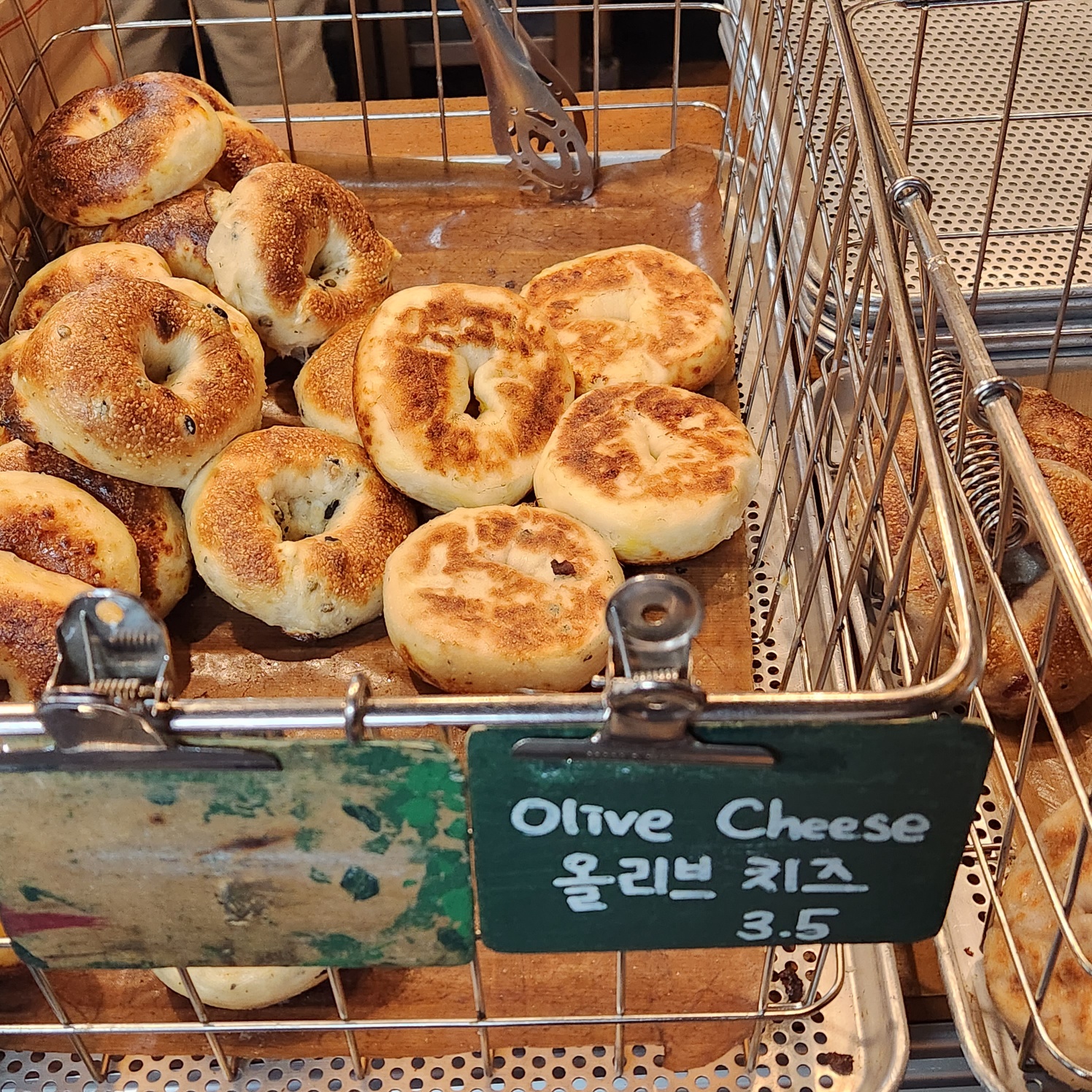 진열되어있는 빵