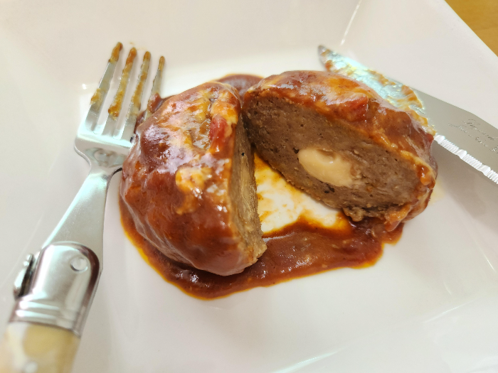 Cj gourmet hamburg steak half cut