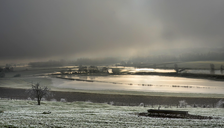 폭우피해보상 - 금융지원&amp;#44; 긴급생활안정자금&amp;#44; 납입유예&amp;#44; 융자연장&amp;#44; 카드청구유예&amp;#44; 채무조정까지