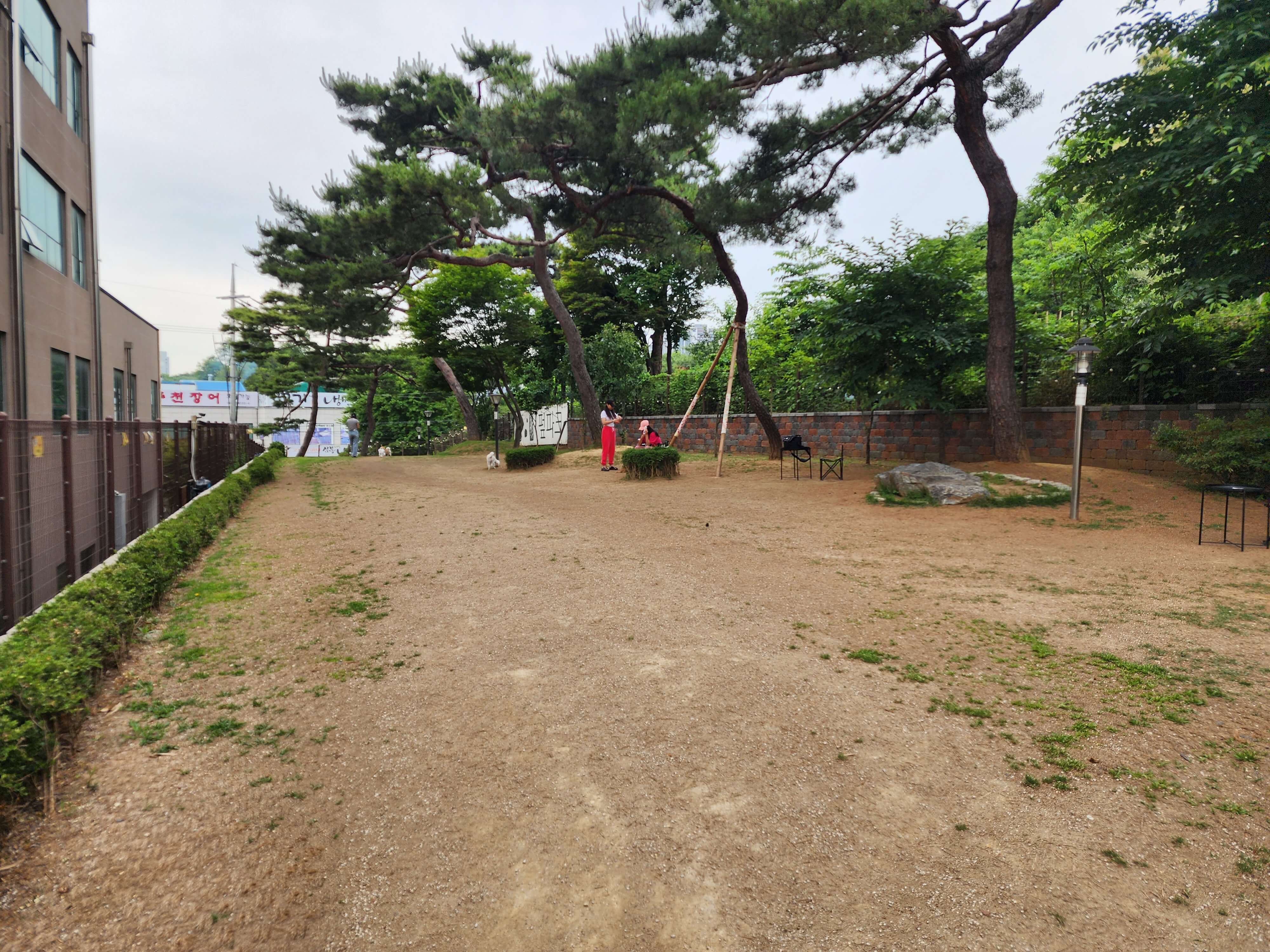 펖파크 실외 운동장