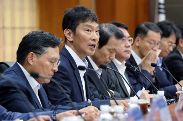 이복현 전 금감원장 업무추진비 의혹 총정리: 미슐랭 10인 식사의 진실과 정보공개 소송 결과
