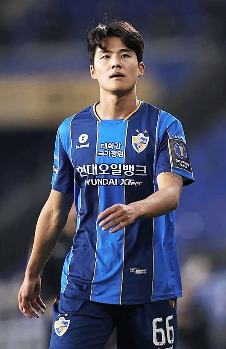 설영우-축구선수