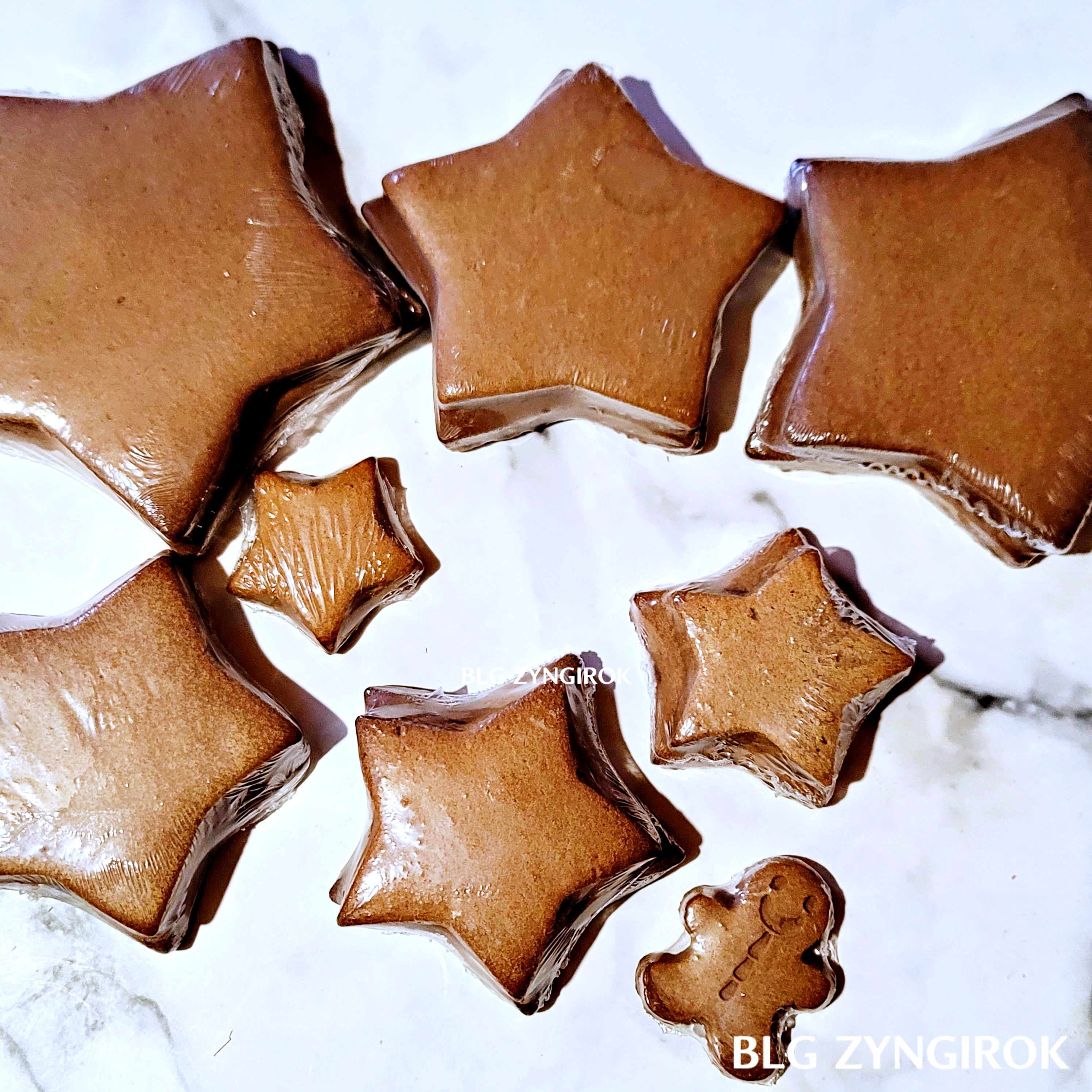 노브랜드에서 구매한 크리스마스 트리 키트 구성품 쿠키 모습이다.