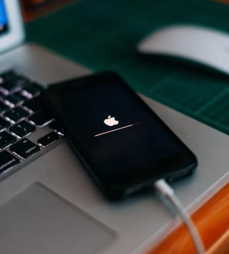 아이폰 배터리 오래 쓰는 방법 (2025년 최신 iOS 설정 팁 10가지)