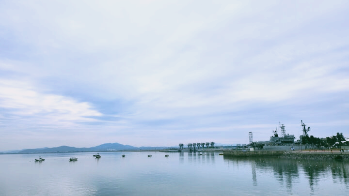 해상데크에서_본_함상공원