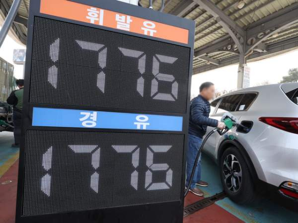 유류세 인하 확대 총정리｜휘발유 15%&middot;경유 25% 인하, 시행일&middot;체감효과까지