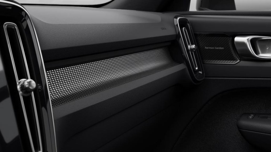 XC40 블랙에디션