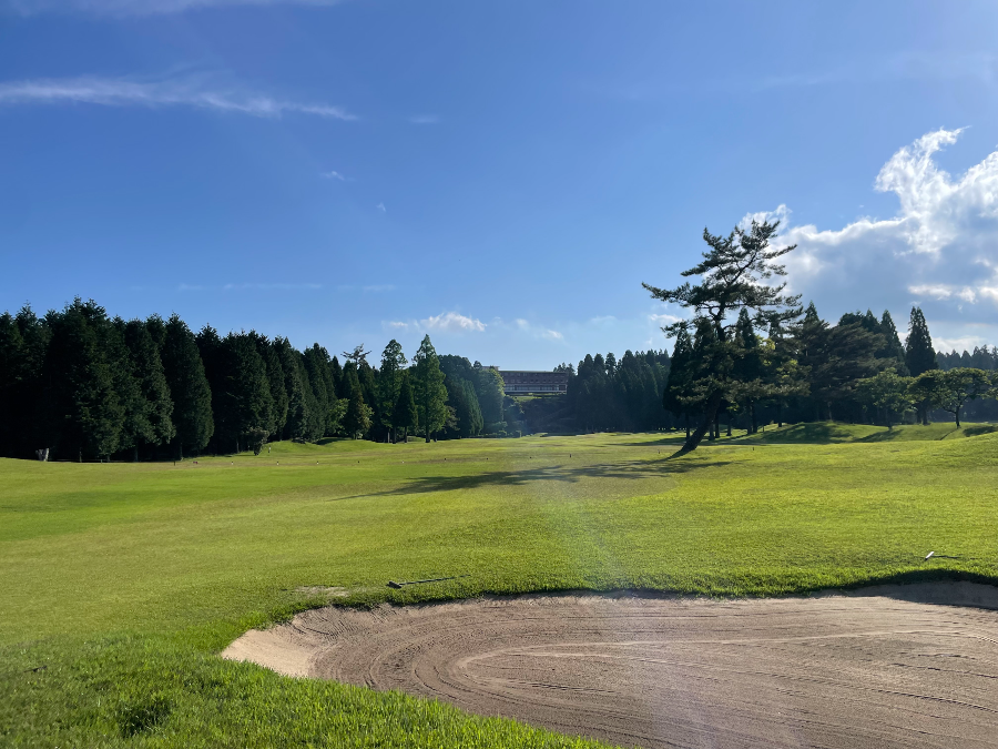 아츠마루 아소 아카미즈 골프장 홀