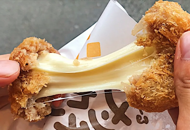 쿠로게(나카미세도리)|카미나미몬 치즈 멘치카츠