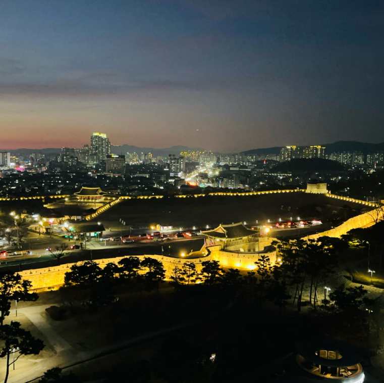 플라잉 수원 업체등록사진