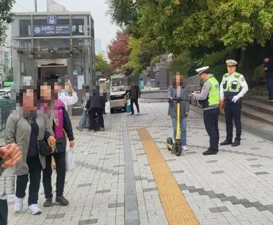 서울시 전동 킥보드 전기자전거 속도 제한 리밋 불법 해제 단속 벌금 징역 과태료는 얼마?