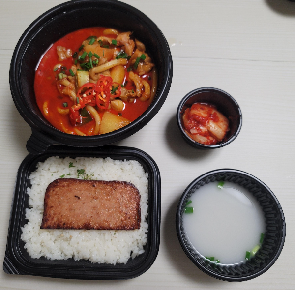 든든덮밥&곱도리 합정점 든든한 곱도리탕