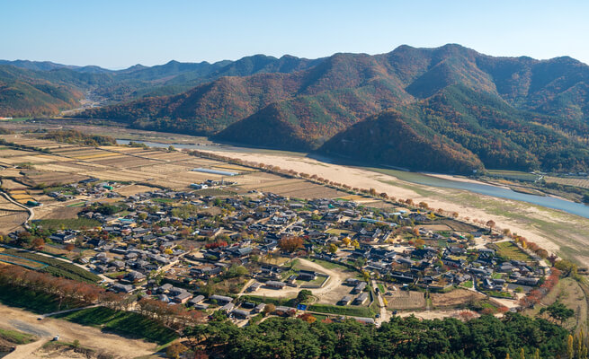 10월 국내여행, 10월 국내여행지 추천, 10월 축제, 10월 여행, 10월 국내여행하기 좋은곳, 10월 국내여행지, 가을여행, 부산국제영화제, 진주 유등축제, 독일마을 맥주축제, 순천만습지, 안동 하회마을