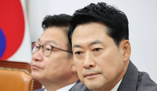 국민의힘 당협위원장 직선제 재선출 의결 보류