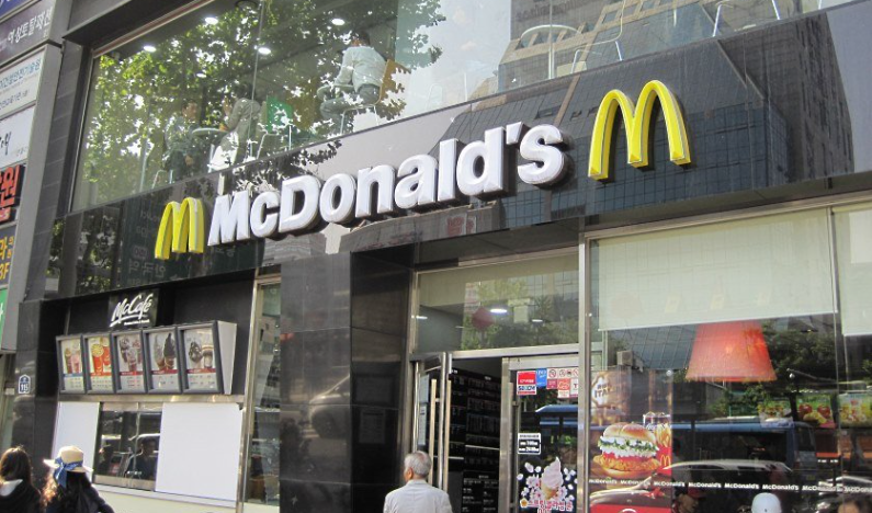 종로3가 맥도날드 4층