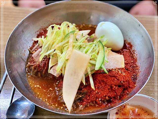 성동구 금호동 금남시장 맛집 1966년 개업 60년 전통 노포 냉면