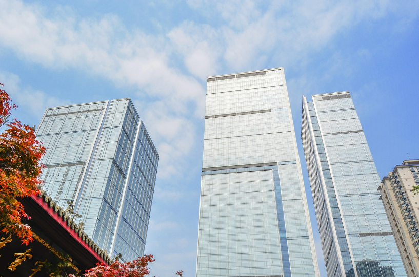 산업 지형의 변화: 에너지 주권을 잡은 기업의 부상