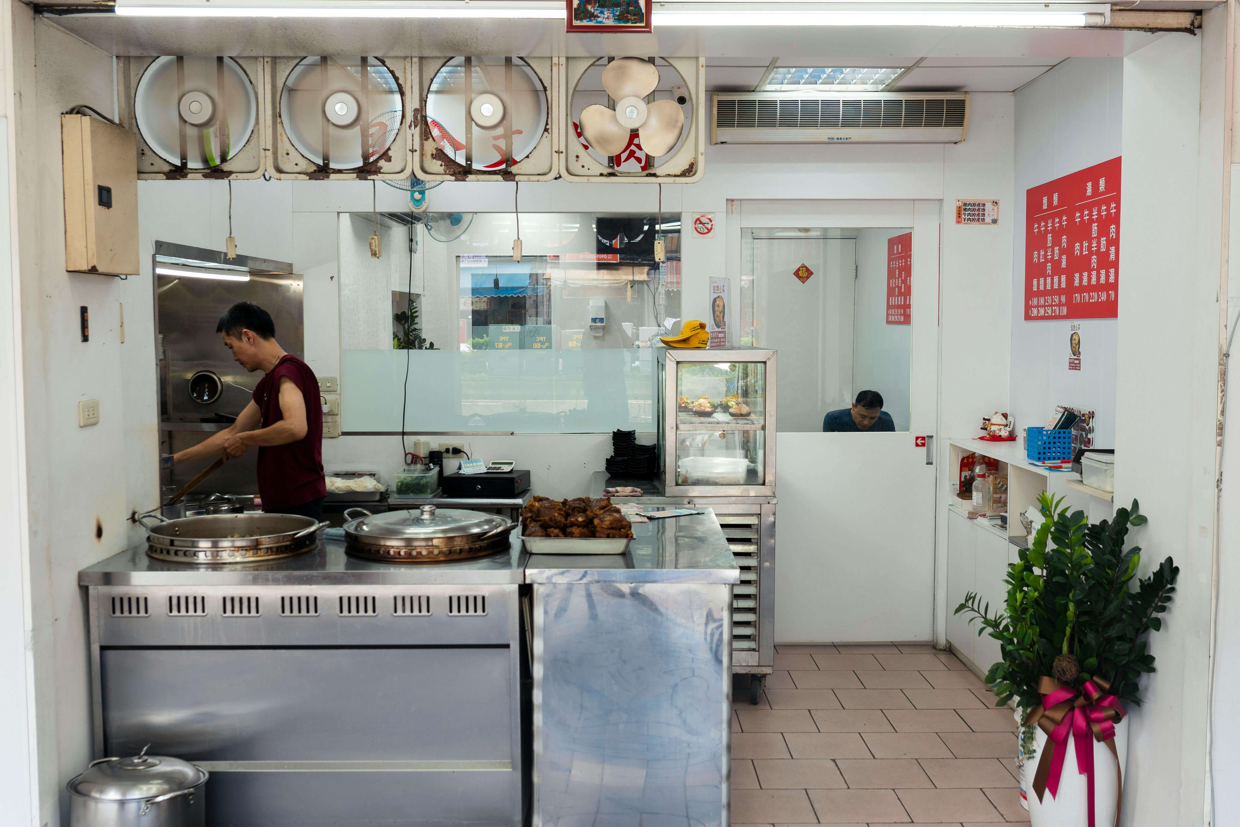 정부지원금, 일자리안정자금, 인건비지원, 소상공인 보조금, 정책자금, 고용유지지원금, 고정비절감, 인건비절약, 월급보조금, 중소기업지원