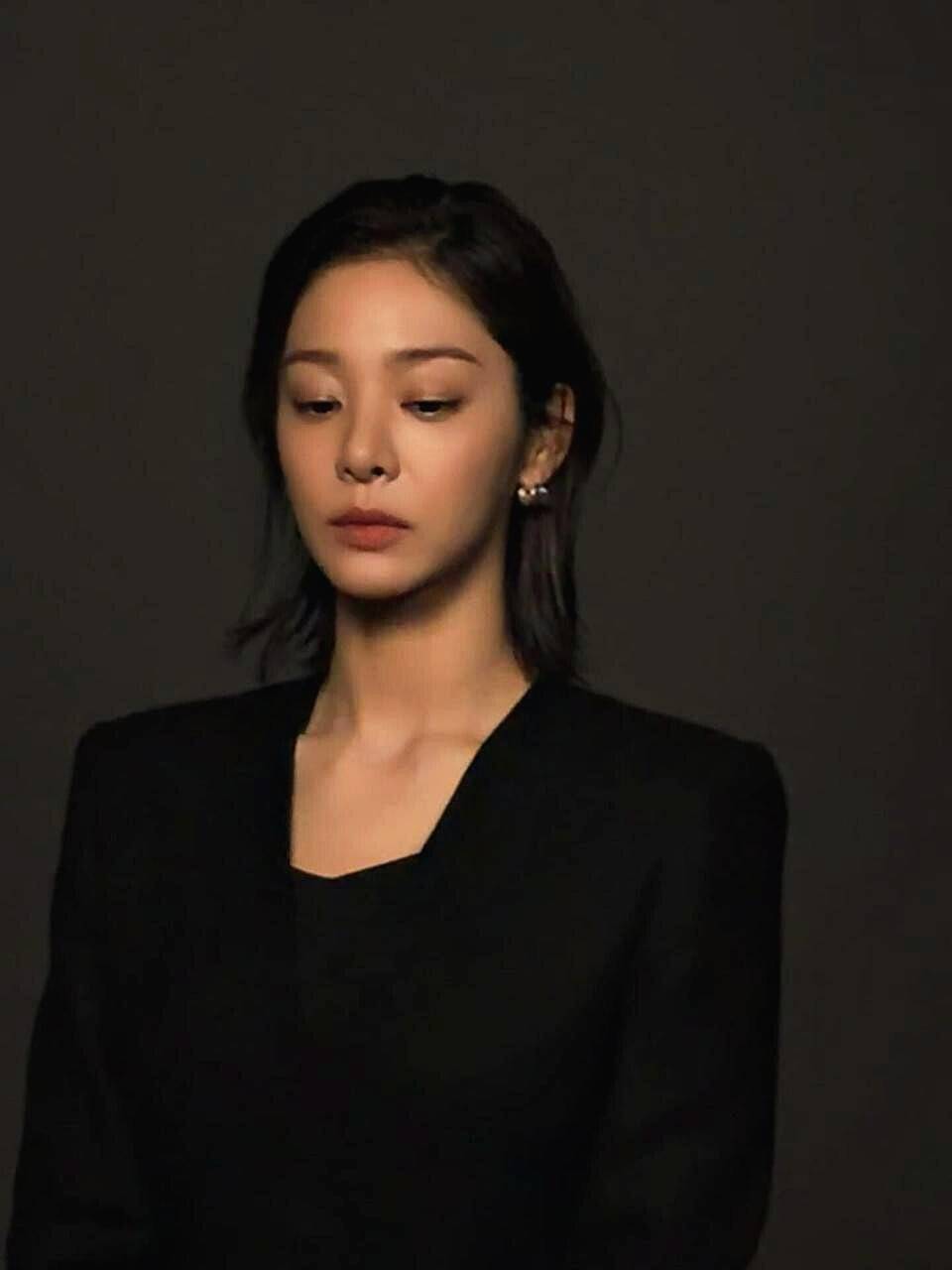 설인아