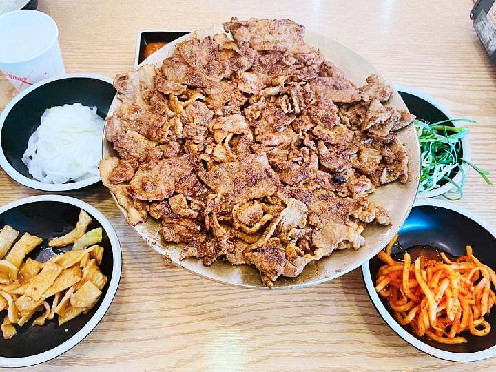 생방송오늘저녁 숯불고기 불백 김치찌개 백반 월 매출 1억 원 대박 난 1+1 가성비 혜자 메뉴 참숯 석쇠불고기 자가도정 쌀밥 화성 융건릉 맛집 추천