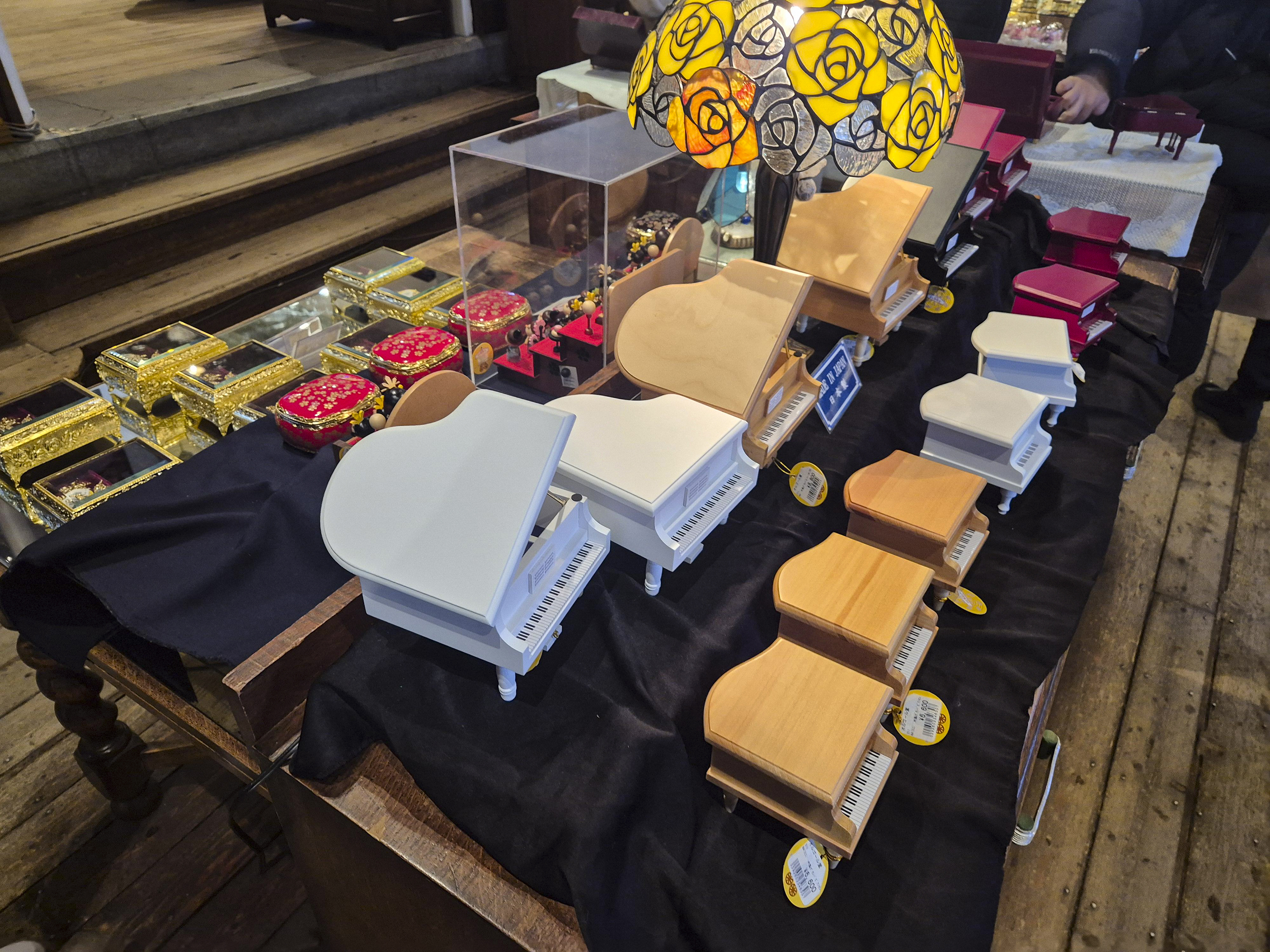 피아노 디자인의 오르골