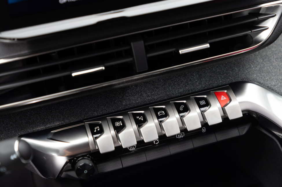 프랑스 패밀리카&amp;#44; 대형 suv 푸조 5008GT / 푸조 5008 하이브리드 가격&amp;#44; 연비&amp;#44; 제원&amp;#44; 시승기 바로보기