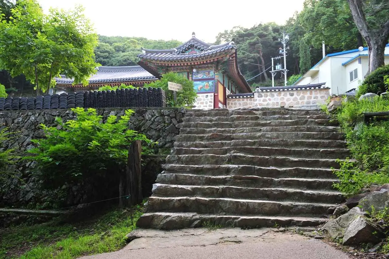 백련사