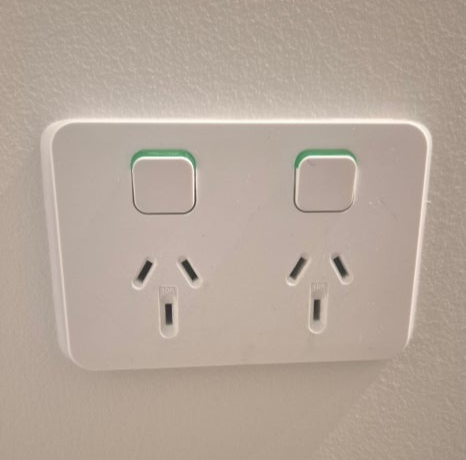 뉴질랜드-전기코드-플로그모양