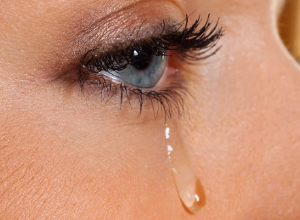 우는 꿈 눈물 꿈