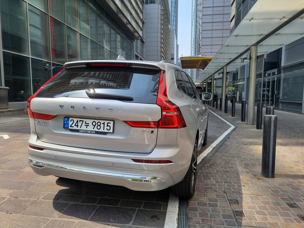 볼보 XC60 B6