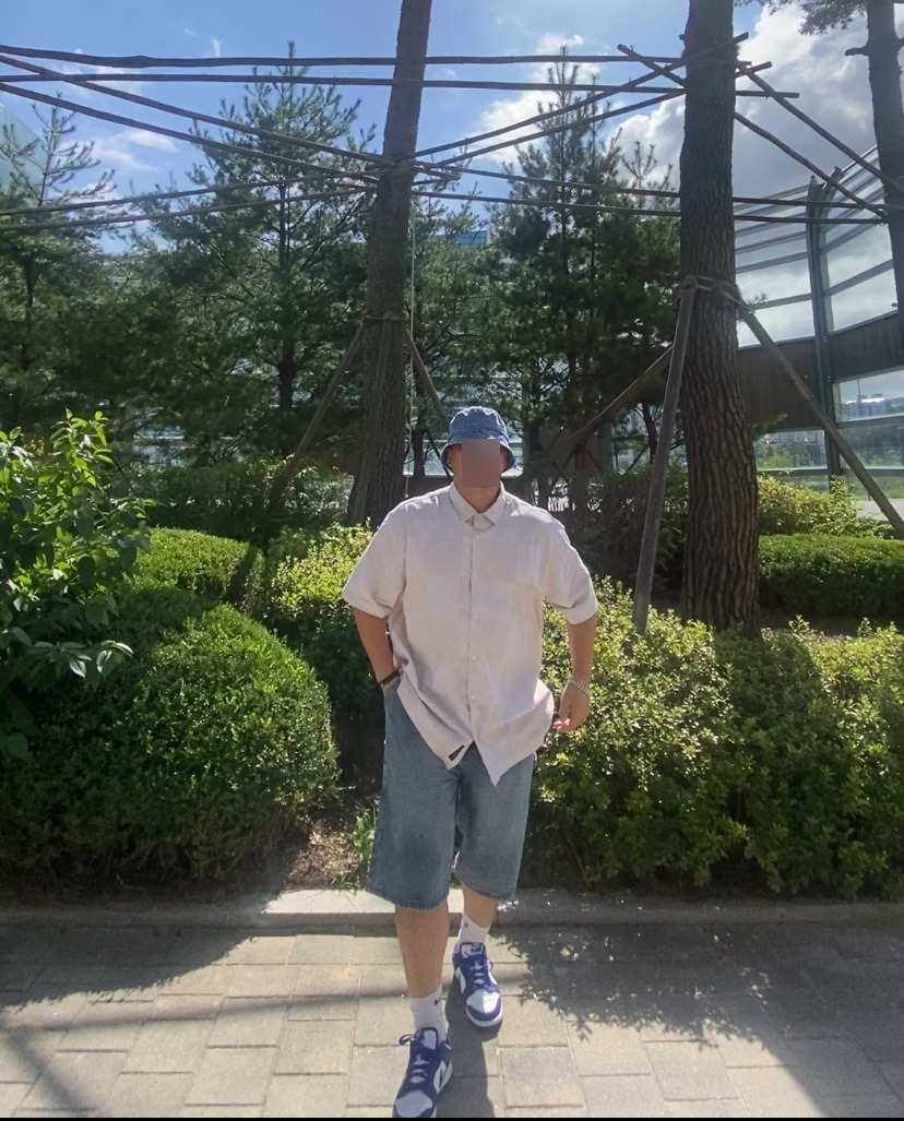 데일리룩('26. 7. 27.)루오에스펙 빈티지 버킷햇 벙거지, 반스 케슬러 체커보드 우븐 반소매셔츠, 디미트리블랙 버뮤다 데님팬츠, 나이키양말, 나이키 덩크 로우 레트로 콩코드
