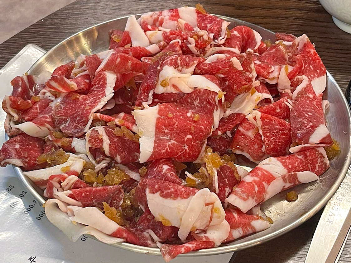 울진 진해식당 한우 양념 차돌박이 사진