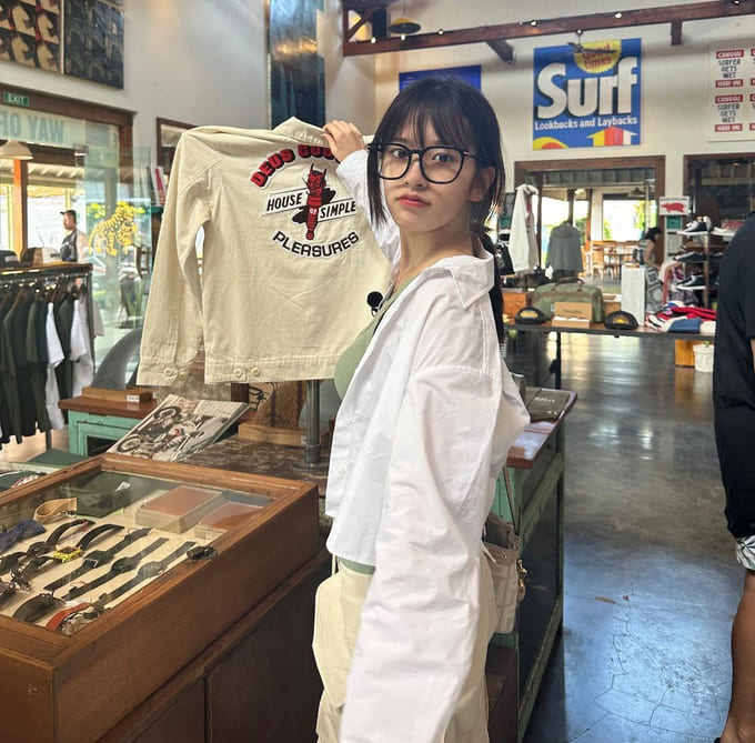 아이브 안유진 사복