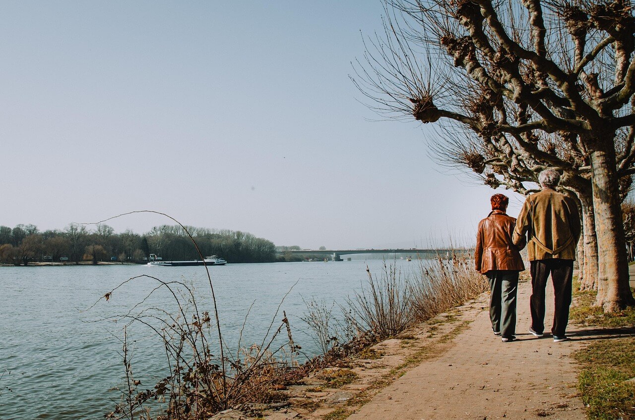 효도여행을 떠나는 부모님