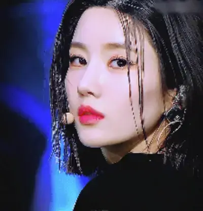 권은비-사진