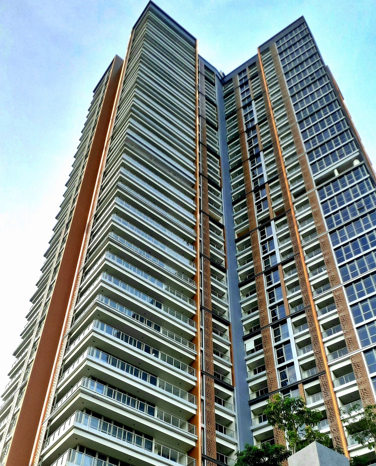 보험이 거절되는 지역이 늘어날수록 집값은 어떻게 변하는가!