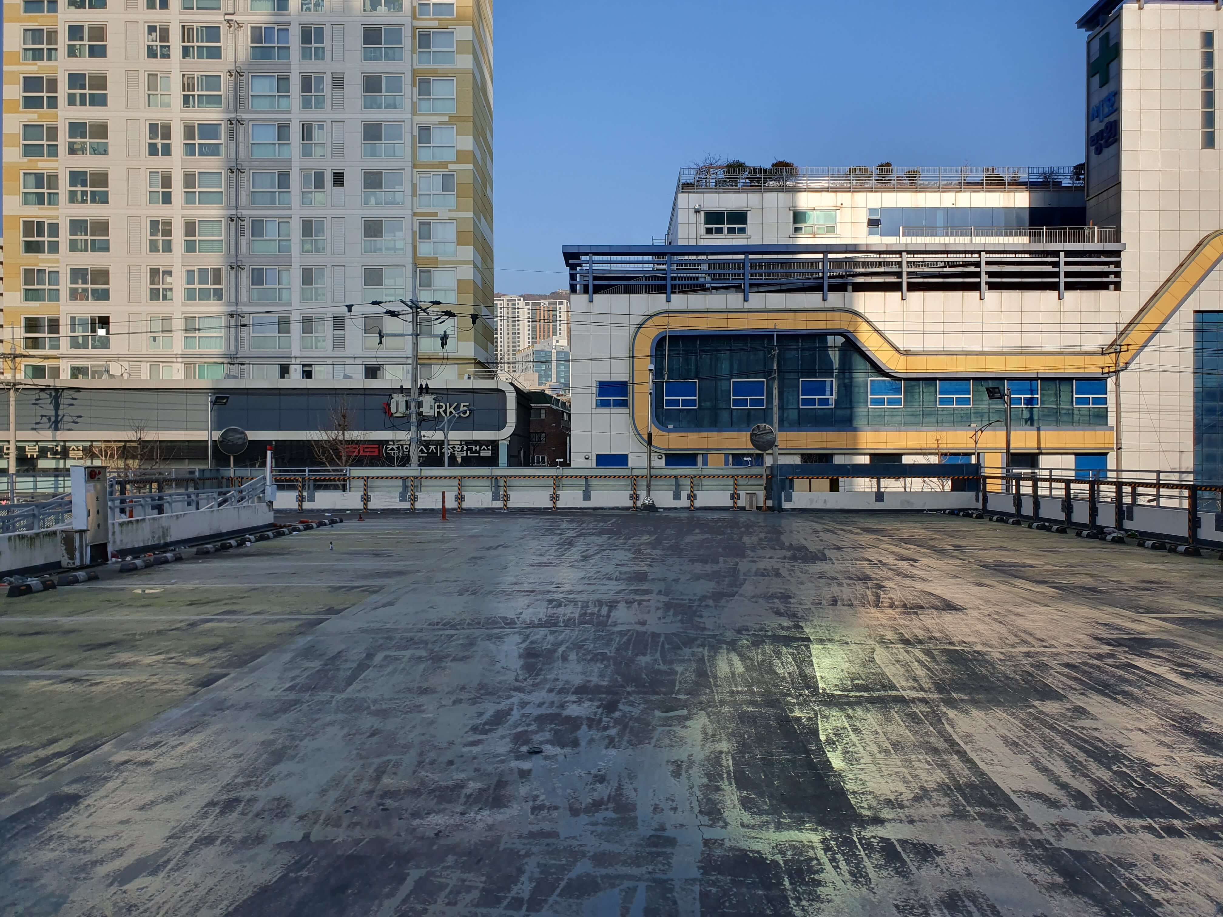 광안리 공영주차장 3층