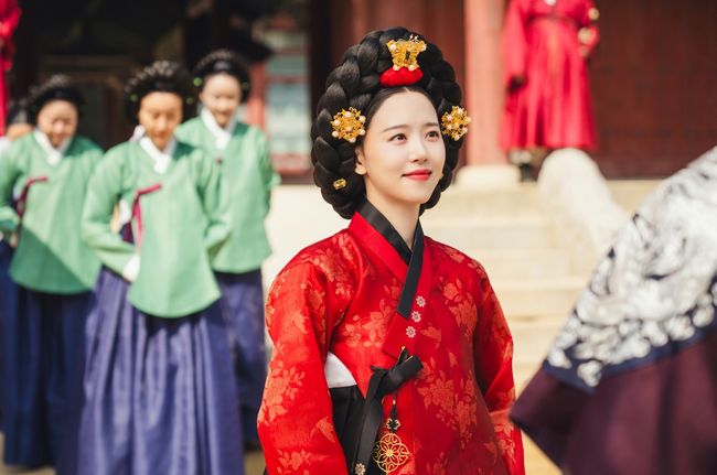 강한나 배우 프로필