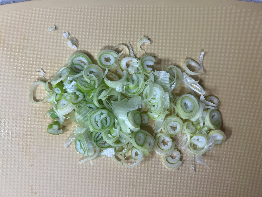 대파는 쫑쫑 썰어주시구요